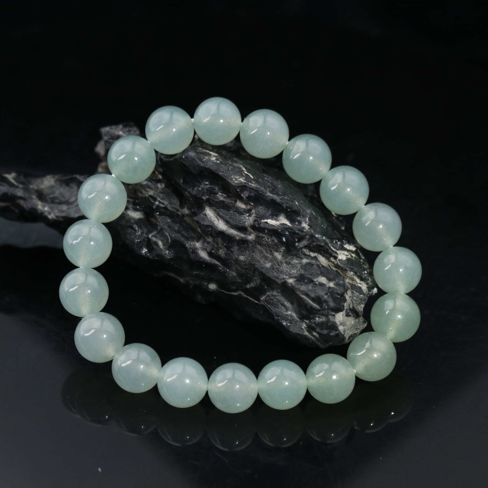 10天然缅甸翡翠A货珠串/200256/上海嘉禾拍卖