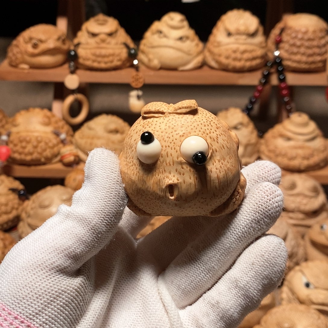 竹竹根雕金蟾竹根雕