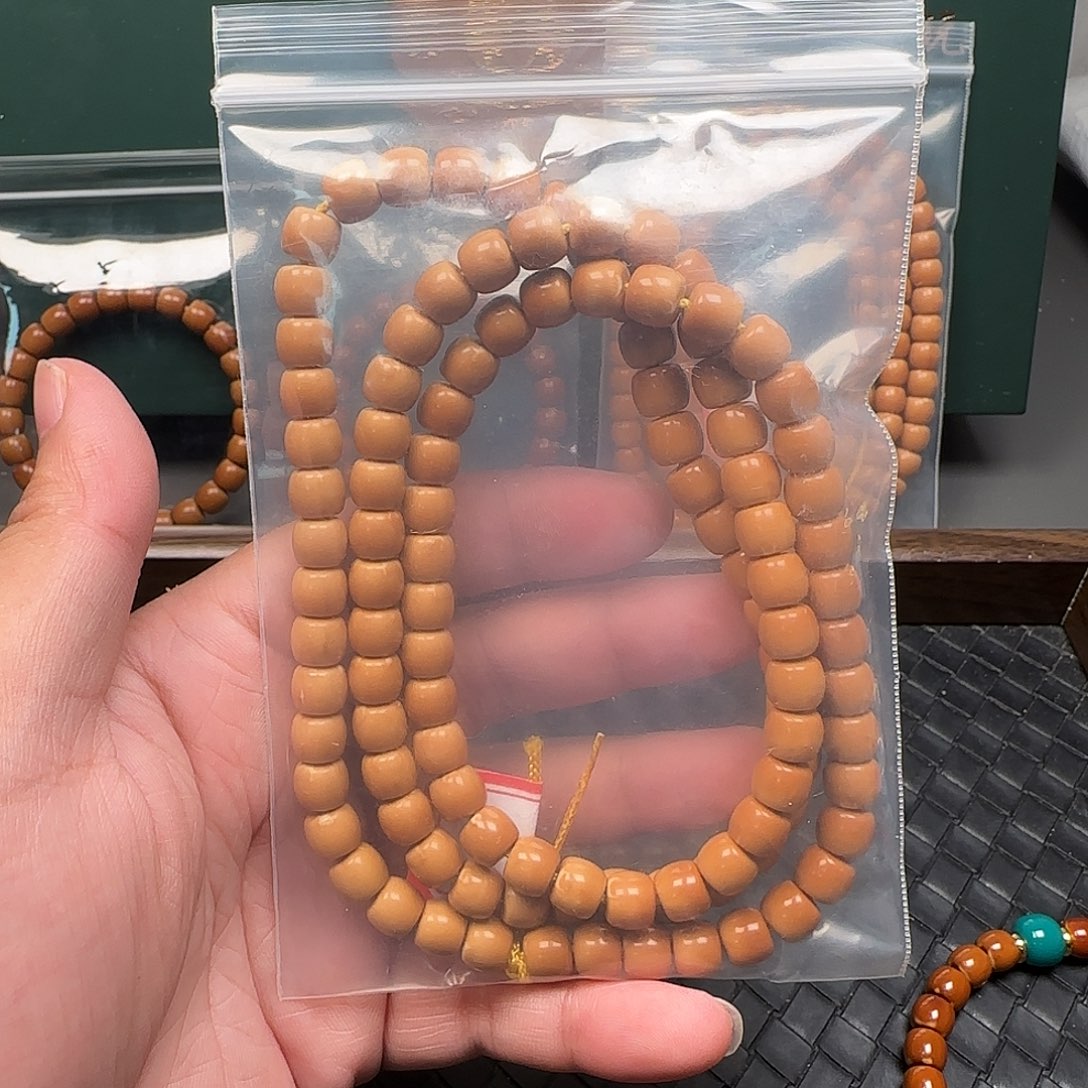 橄榄核吊坠8.5mm老挝核尖极限弧108