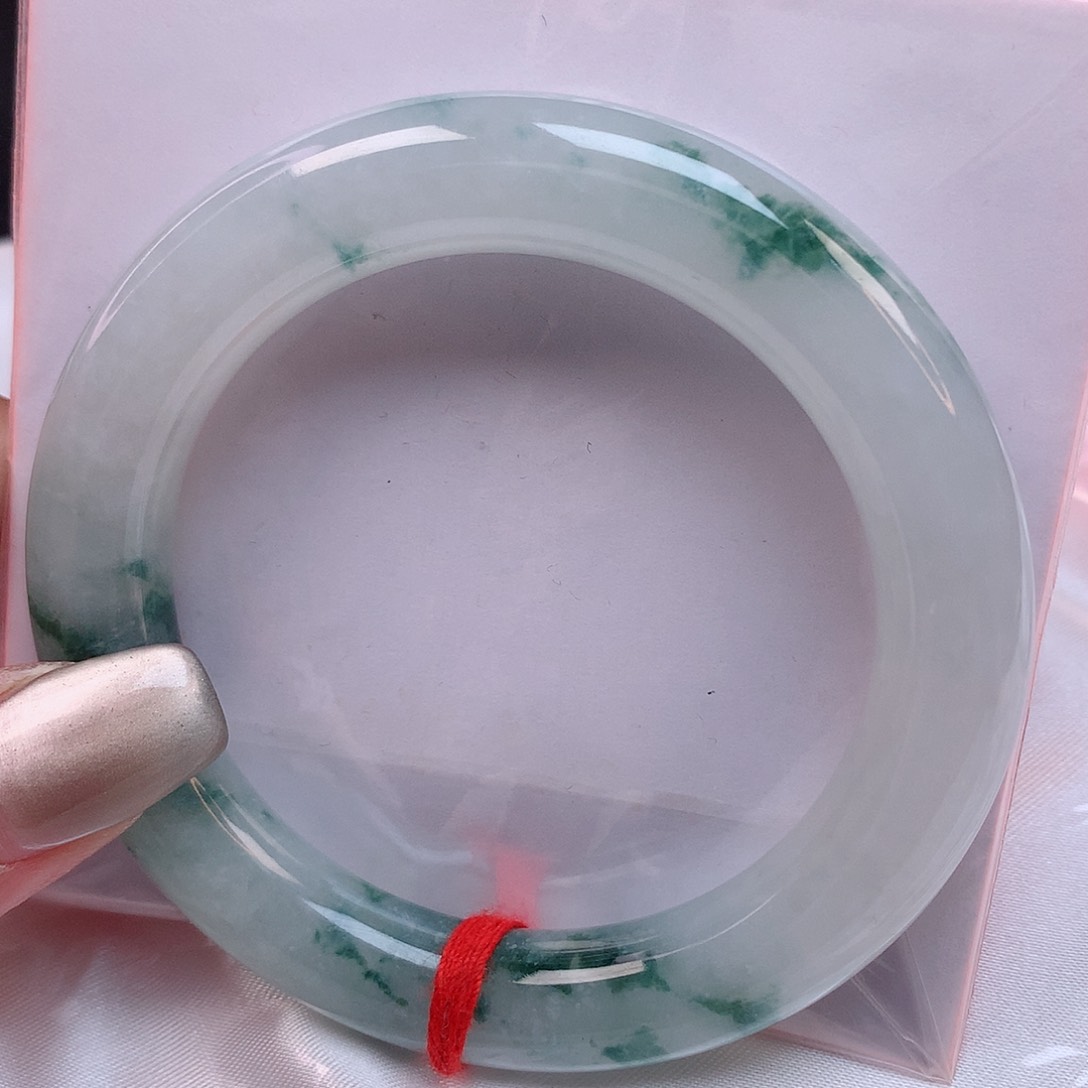 翡翠手镯未镶嵌53+ 翡翠手镯