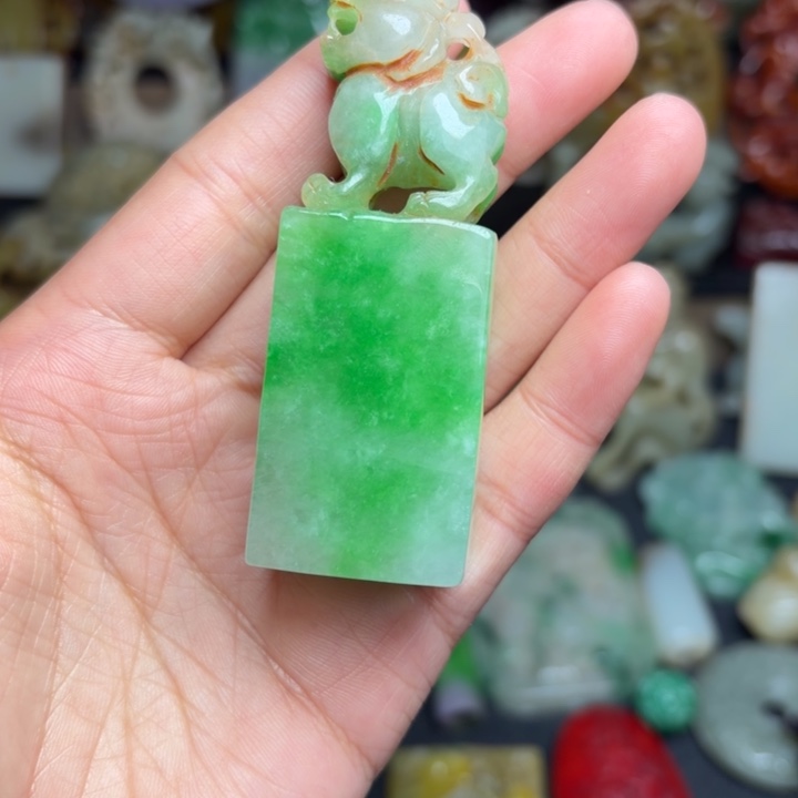 紫***风和田玉（糖玉）未镶嵌挂件