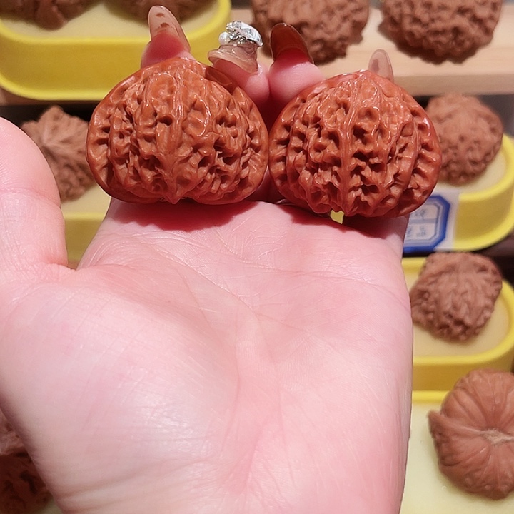 把件文玩核桃M****生宫灯