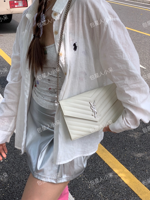95新 YSL/圣罗兰 鱼子酱V纹白银中号信封包