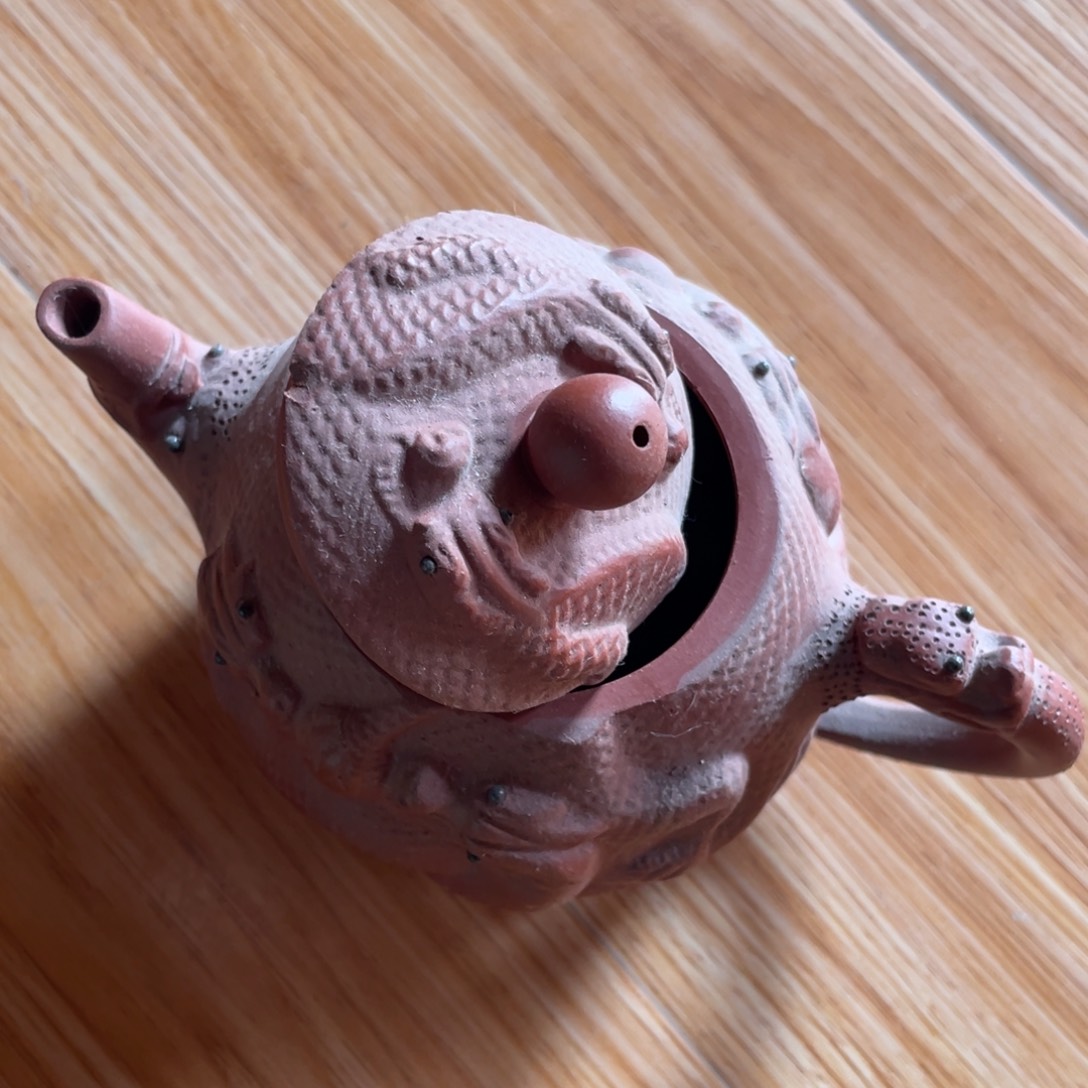 底槽青茶壶紫砂艺术作品