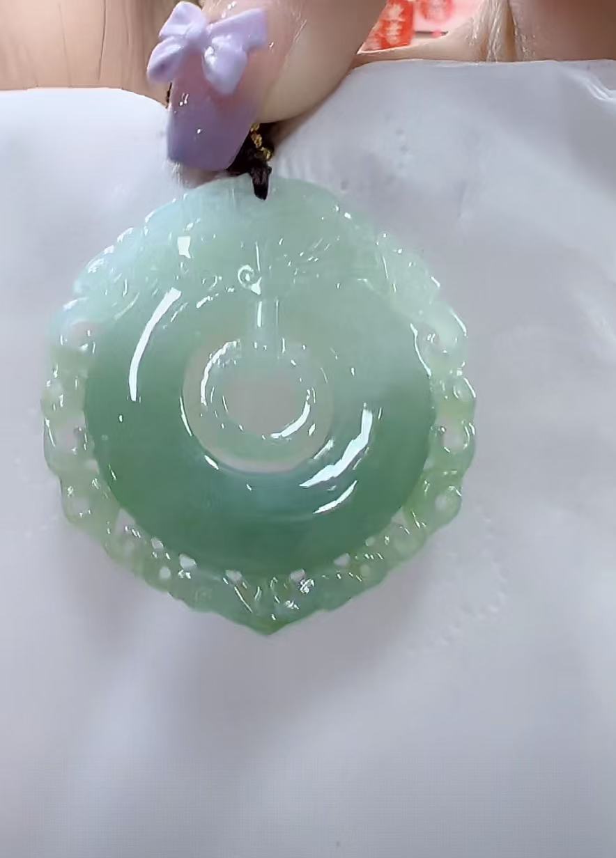 天然翡翠A货仿古平安扣（多样性发货发其一）宽37-38高40+厚5-8送绳