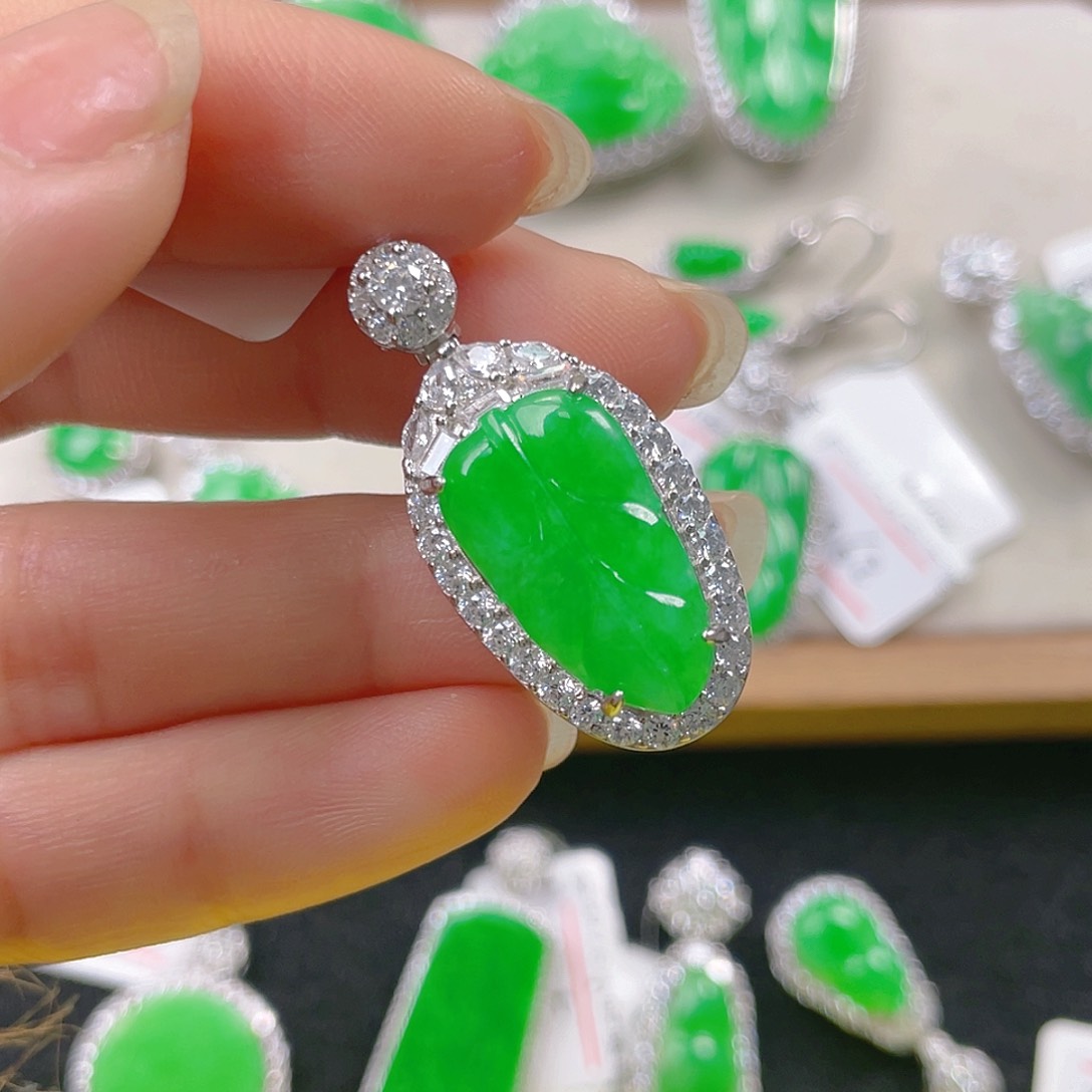 翡翠银S925镶嵌吊坠(不含链)翡翠