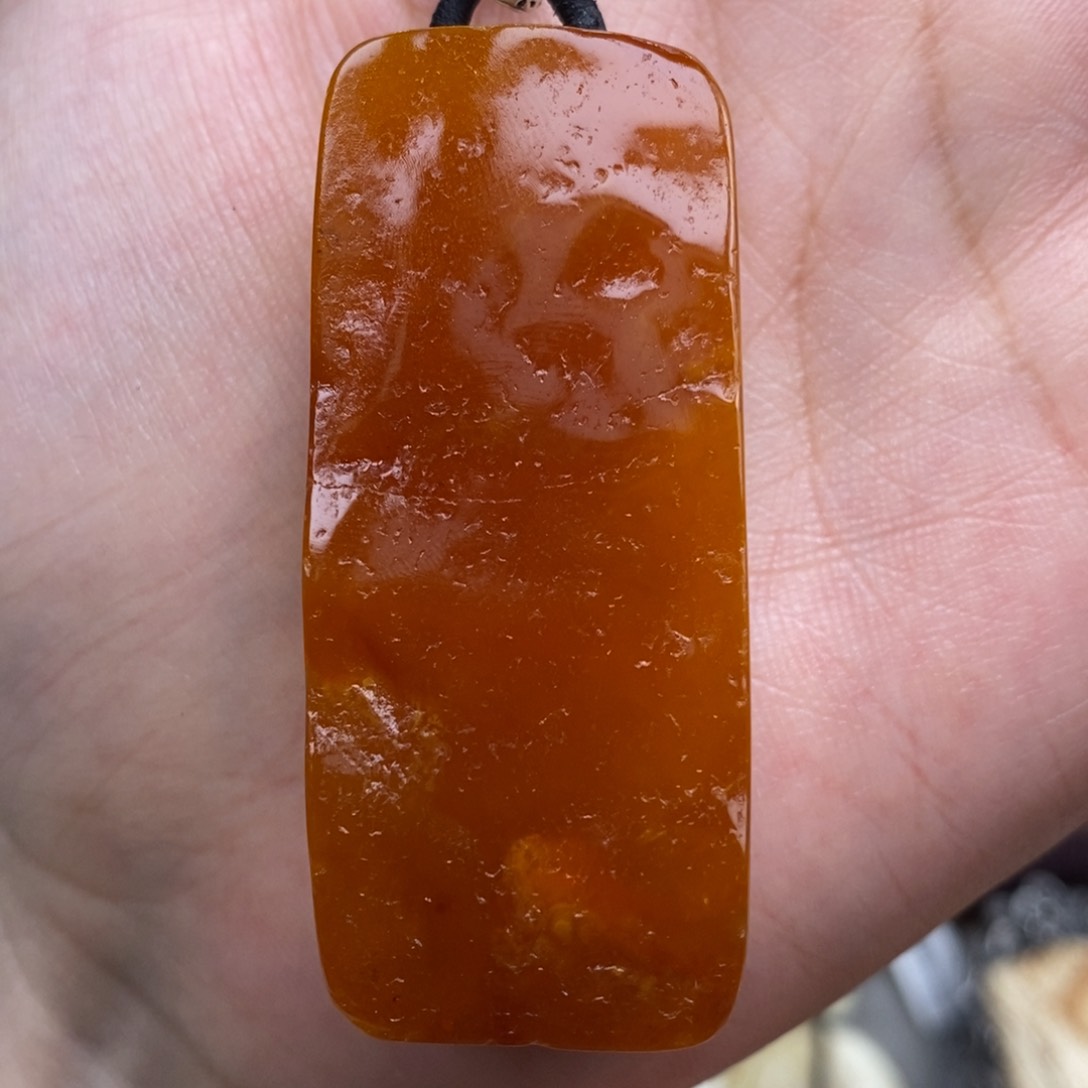 未镶嵌吊坠(赠链)琥珀