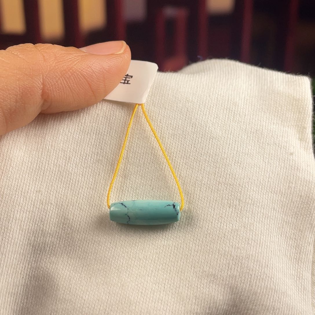 绿松石配饰未镶嵌