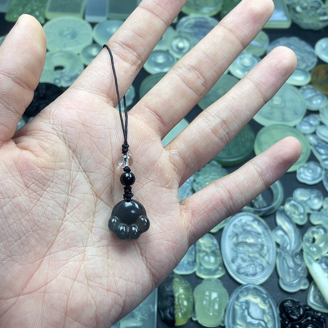 岫玉未镶嵌颈饰钥匙扣