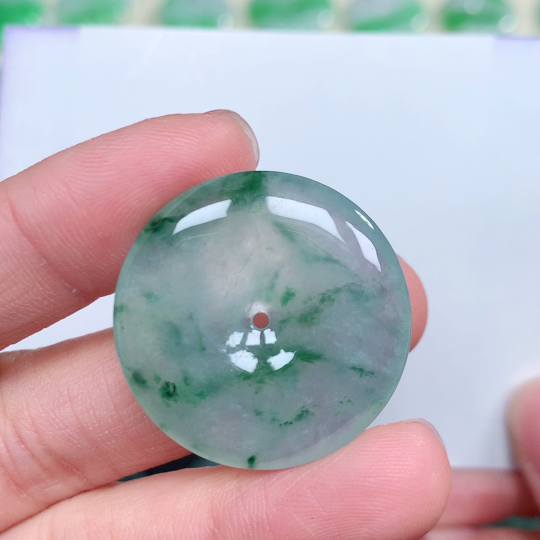 翡翠未镶嵌颈饰29-5.3