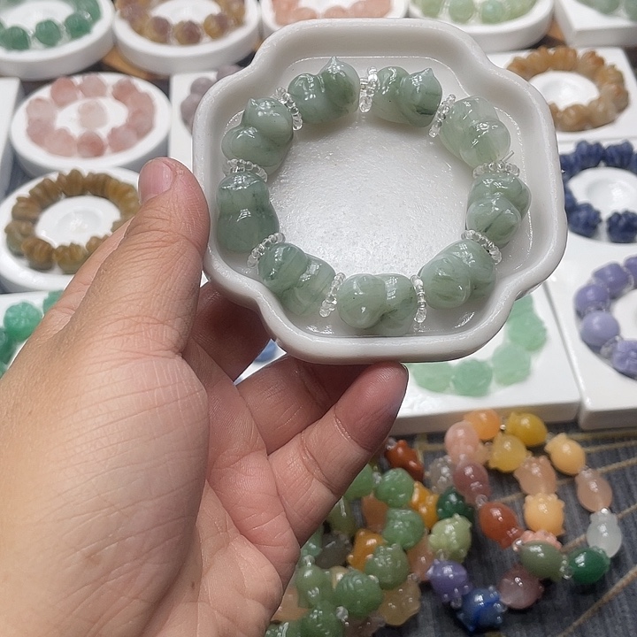 石英质玉（非洲翠）合金手串