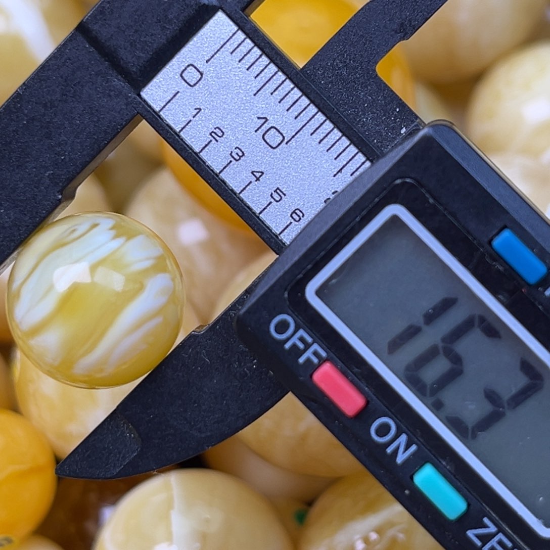 裸石蜜蜡未镶嵌！