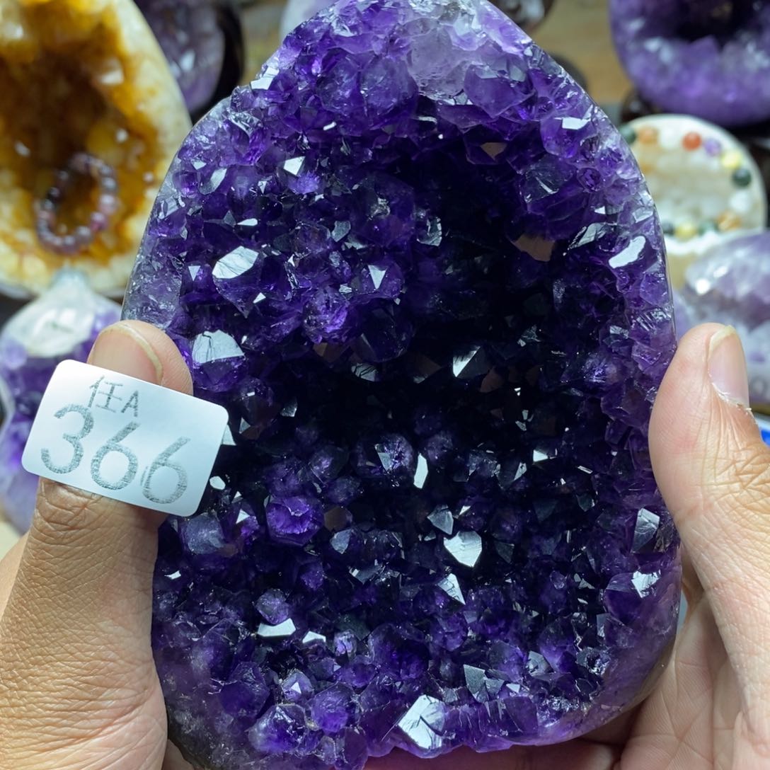 未镶嵌大型摆件（非配饰）水晶