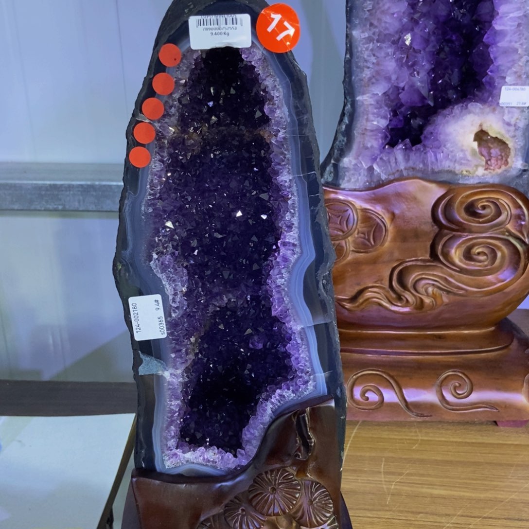 未镶嵌水晶大型摆件（非配饰）