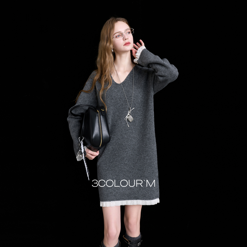 2902小铃铛连衣裙三彩2025冬季新款针织连衣裙V领花边长袖宽dbc