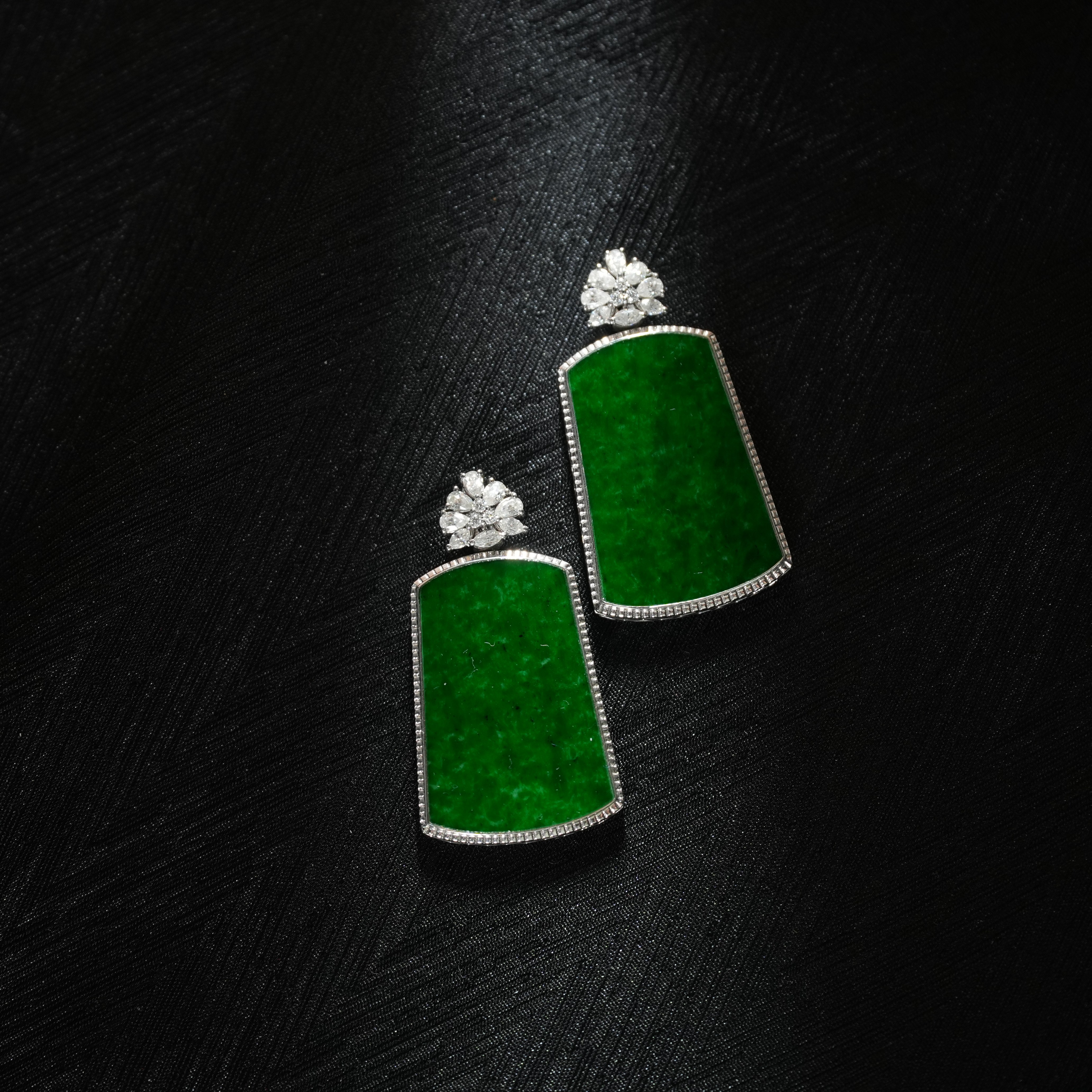 【老掌柜】18K翡翠满绿无事牌吊坠/BAM052869/多样性发一