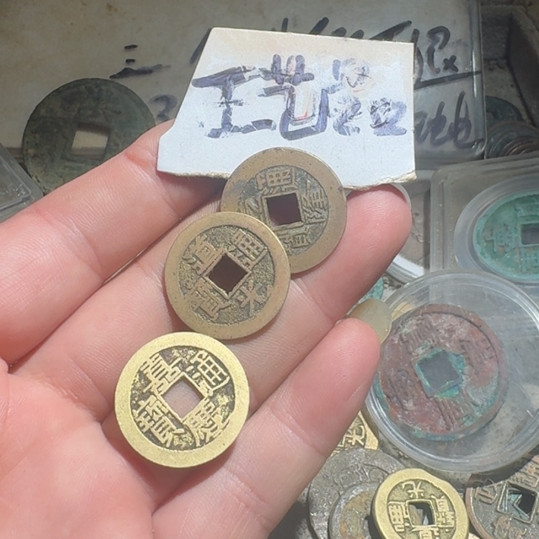 海***空铜2025年12月多少号晚上第一单？