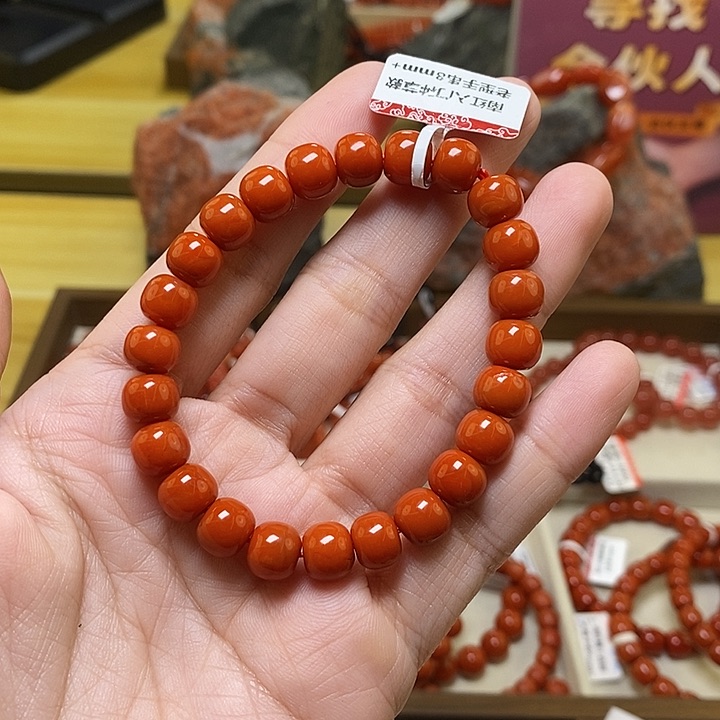 未镶嵌卡8+南红玛瑙