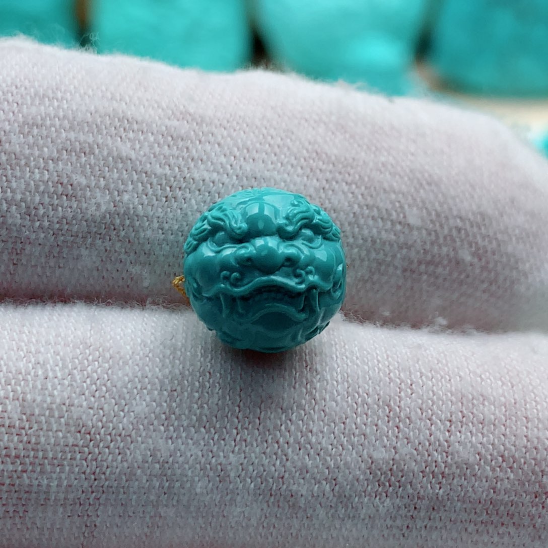 绿松石颈饰未镶嵌