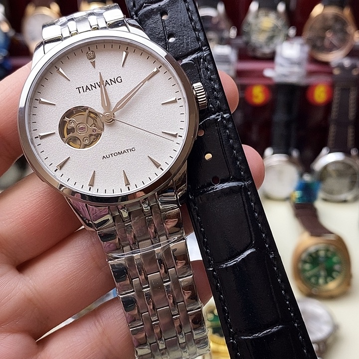 发***財机械男士腕表休闲