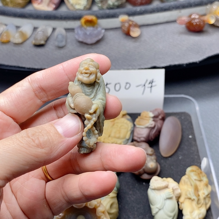 【闪购商品】定制石英质玉吊坠未镶嵌