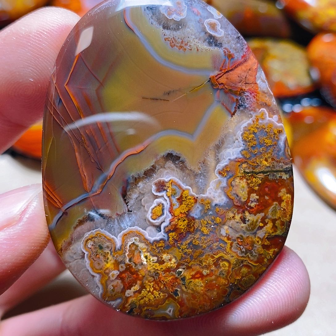 玛瑙/玉髓颈饰未镶嵌听*者