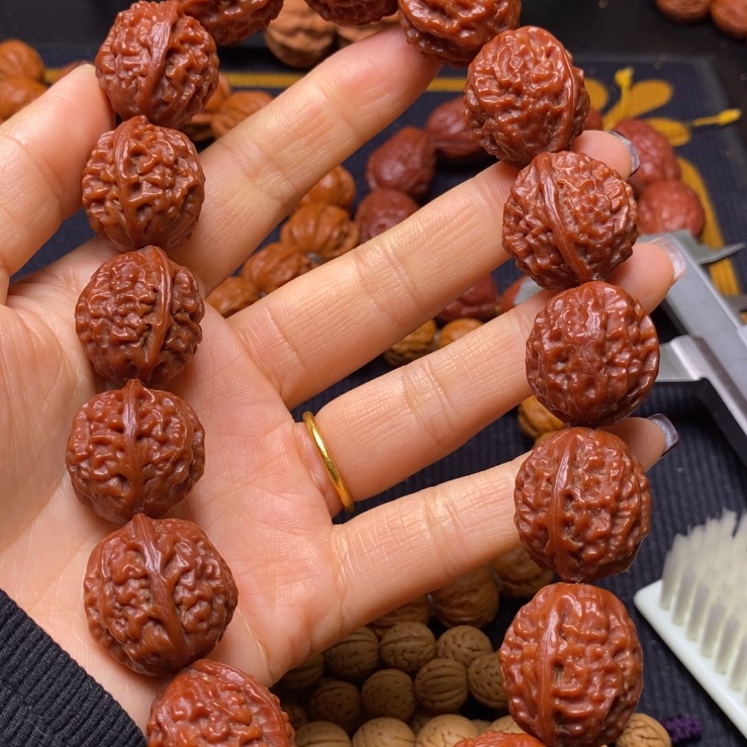 【闪购商品】吊坠文玩核桃不***.榴莲手持