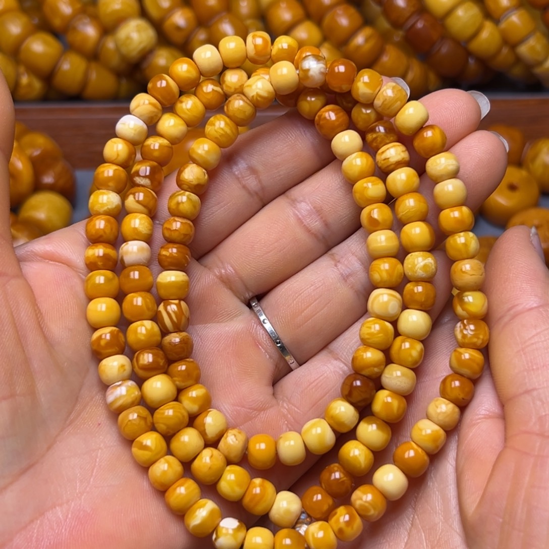 蜜蜡未镶嵌吊坠(不含链)