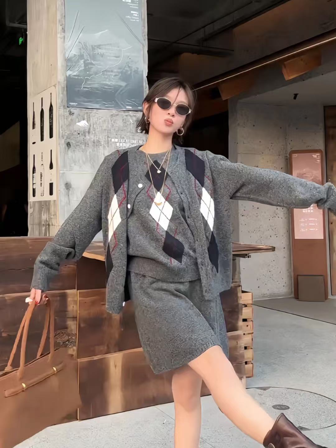 8230韩版菱格针织开衫女三件套套装2025新款宽松毛衣外套整套穿搭