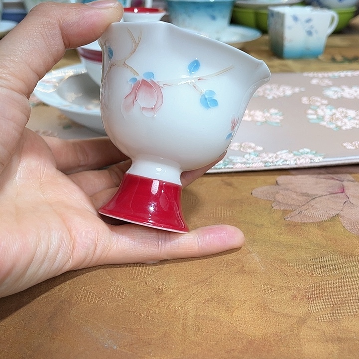 【闪购商品】玉兰风清高足杯哈哈哈哈