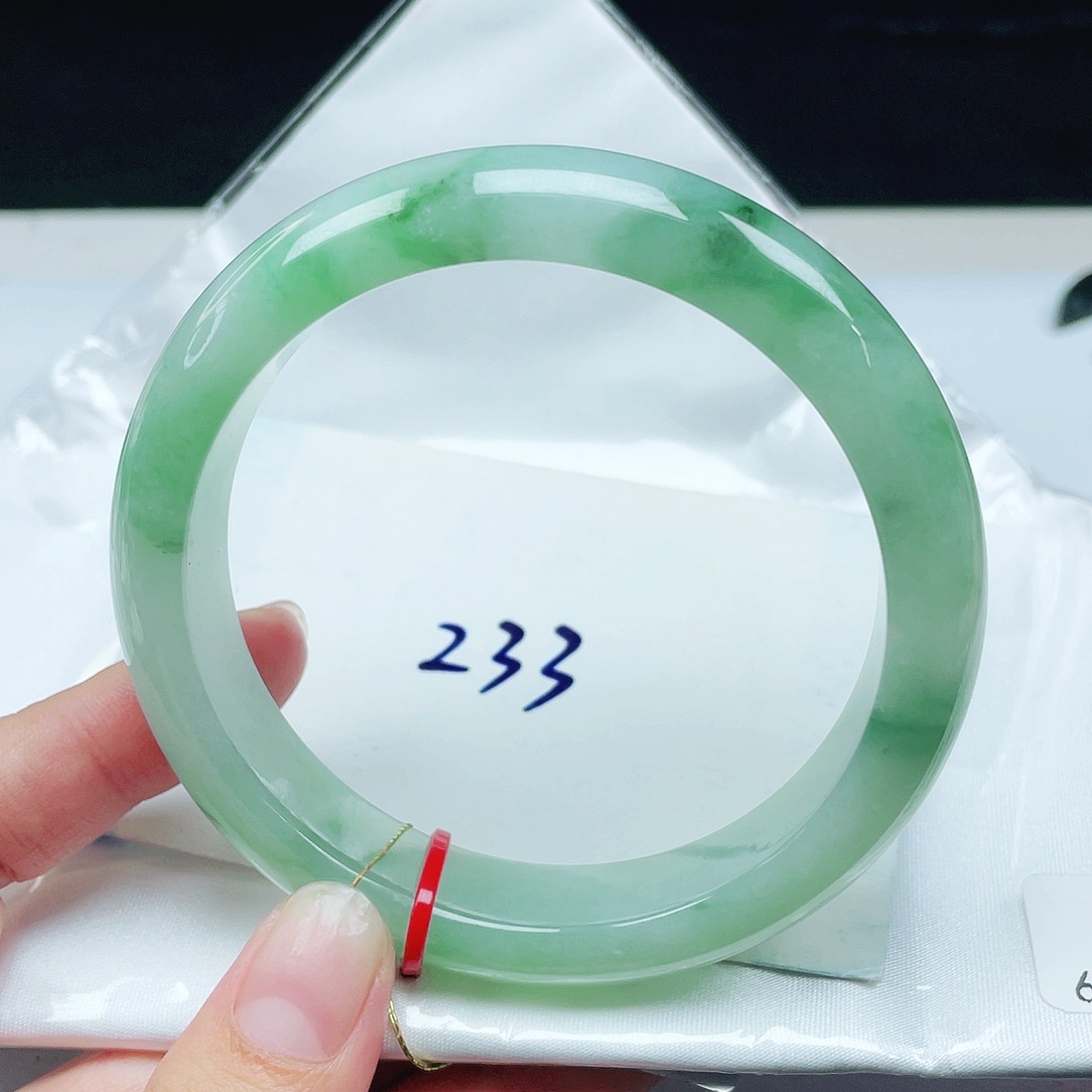 翡翠未镶嵌手镯（圆镯）正圈60.8