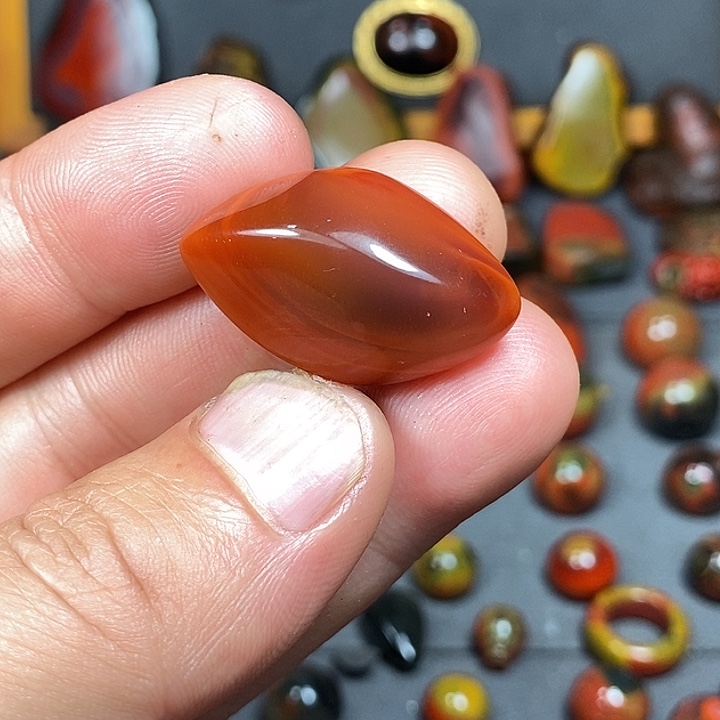 未镶嵌南红玛瑙挂件