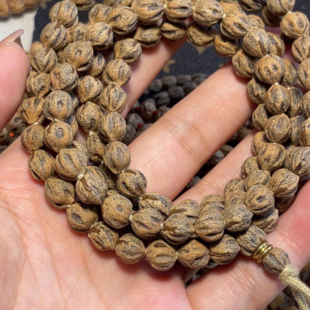 紫***龙柏香籽/百香籽吊坠