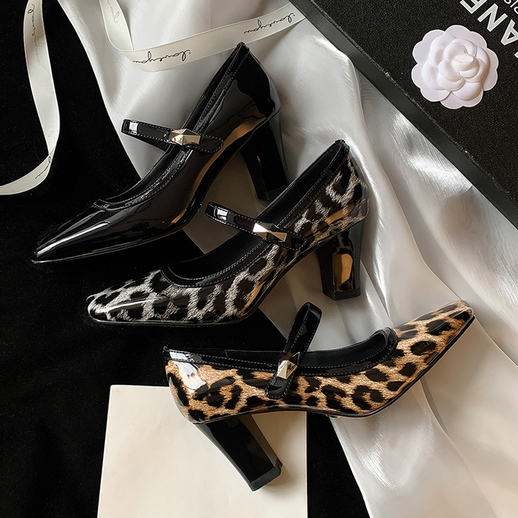 DJ时尚单鞋-A6106灰色