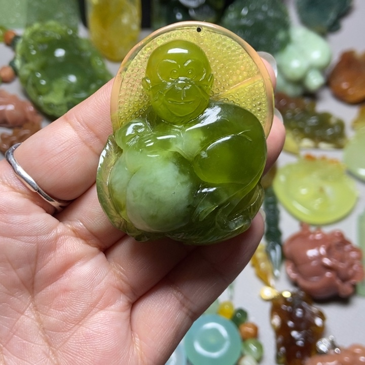 蛇纹石玉  挂件未镶嵌