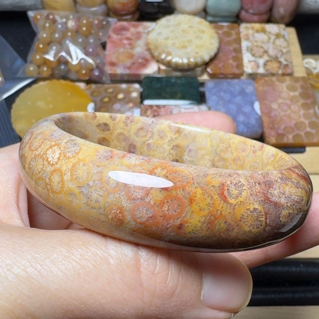 硅化玉黄紫红54，可盘未镶嵌