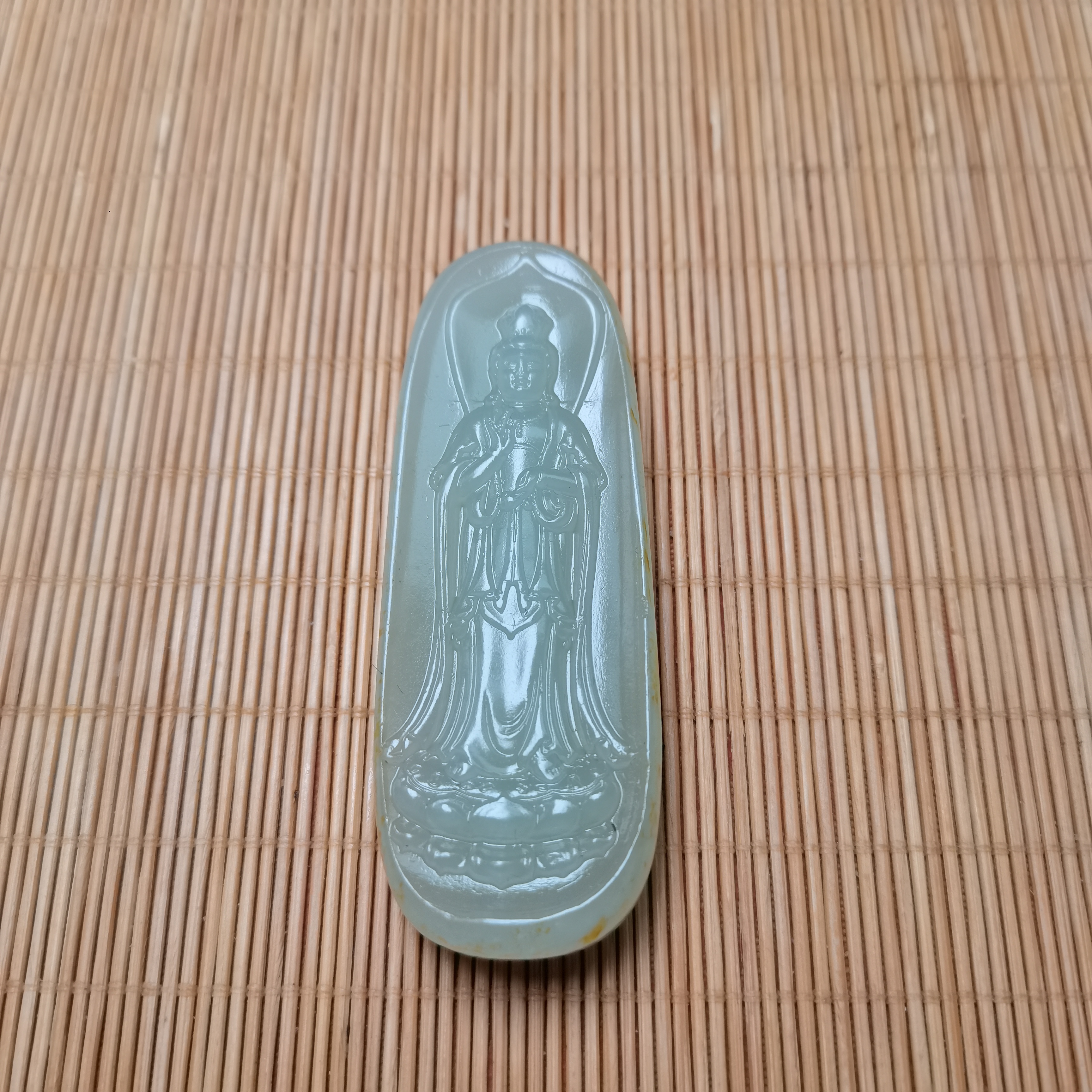 新疆和田玉南海观音菩萨65克