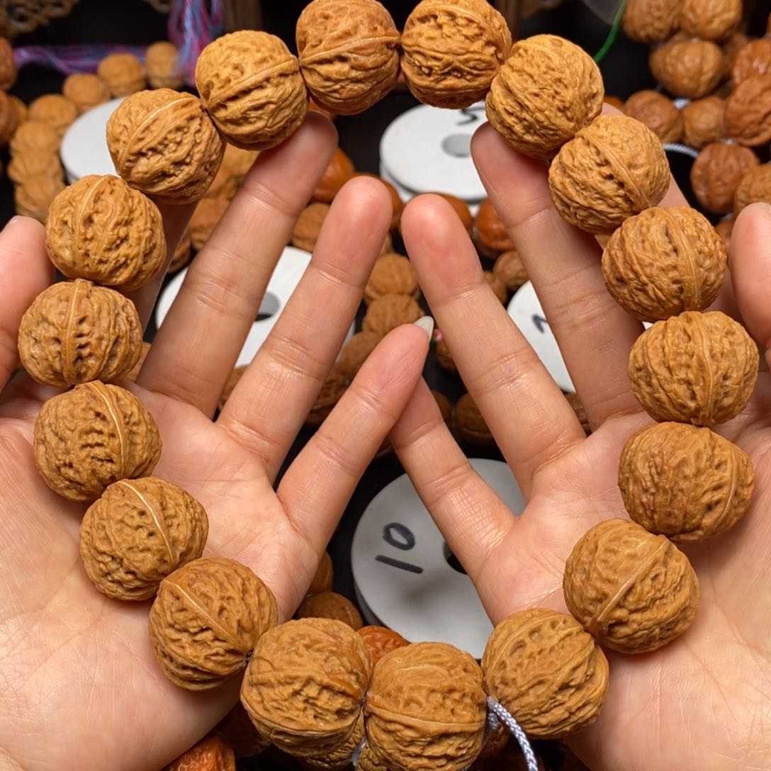 桃核手串蚂蚁纹八棱