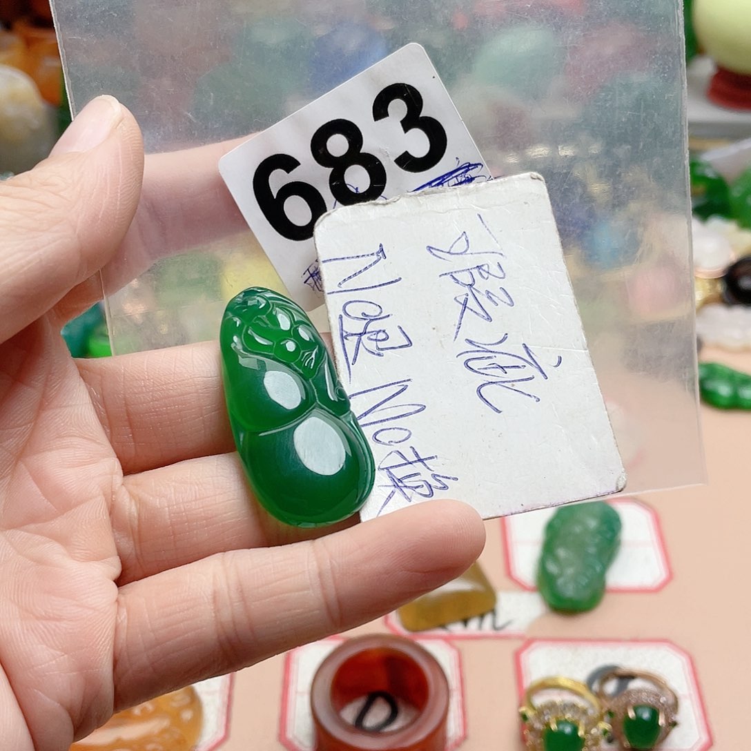 合金颈饰玛瑙/玉髓一***娘