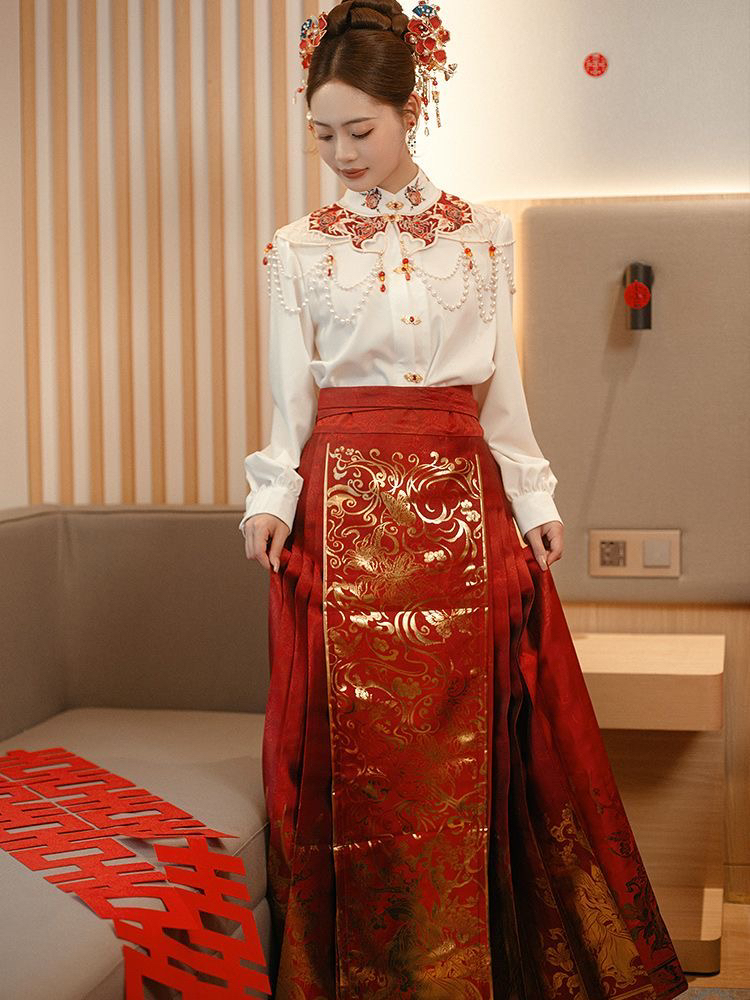 五五年【神鹿】织金马面裙