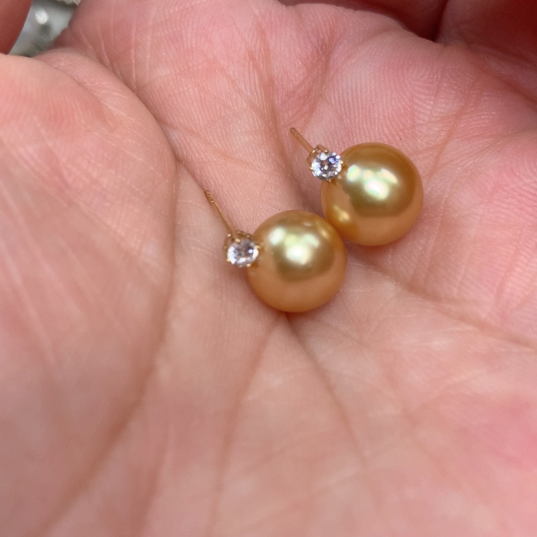 海水珍珠耳饰18K金镶嵌