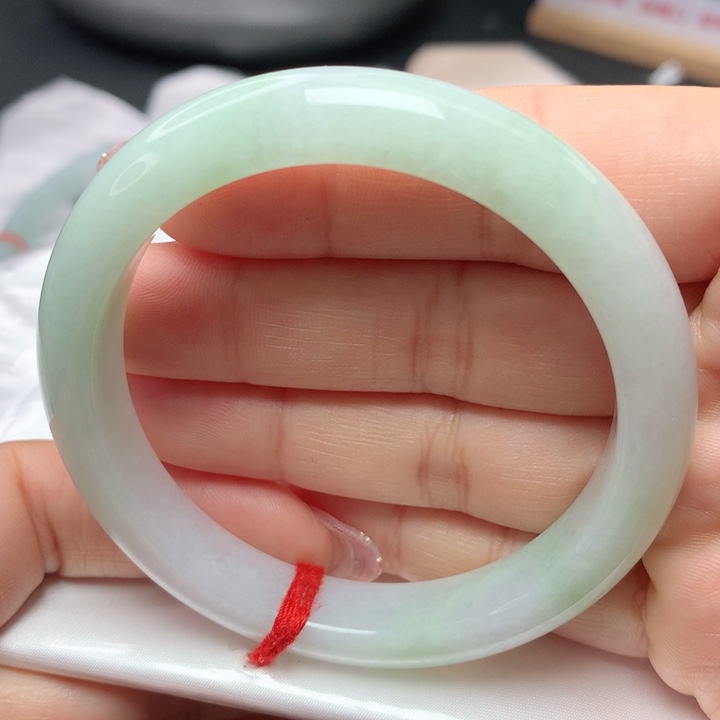 翡翠手镯未镶嵌56565757