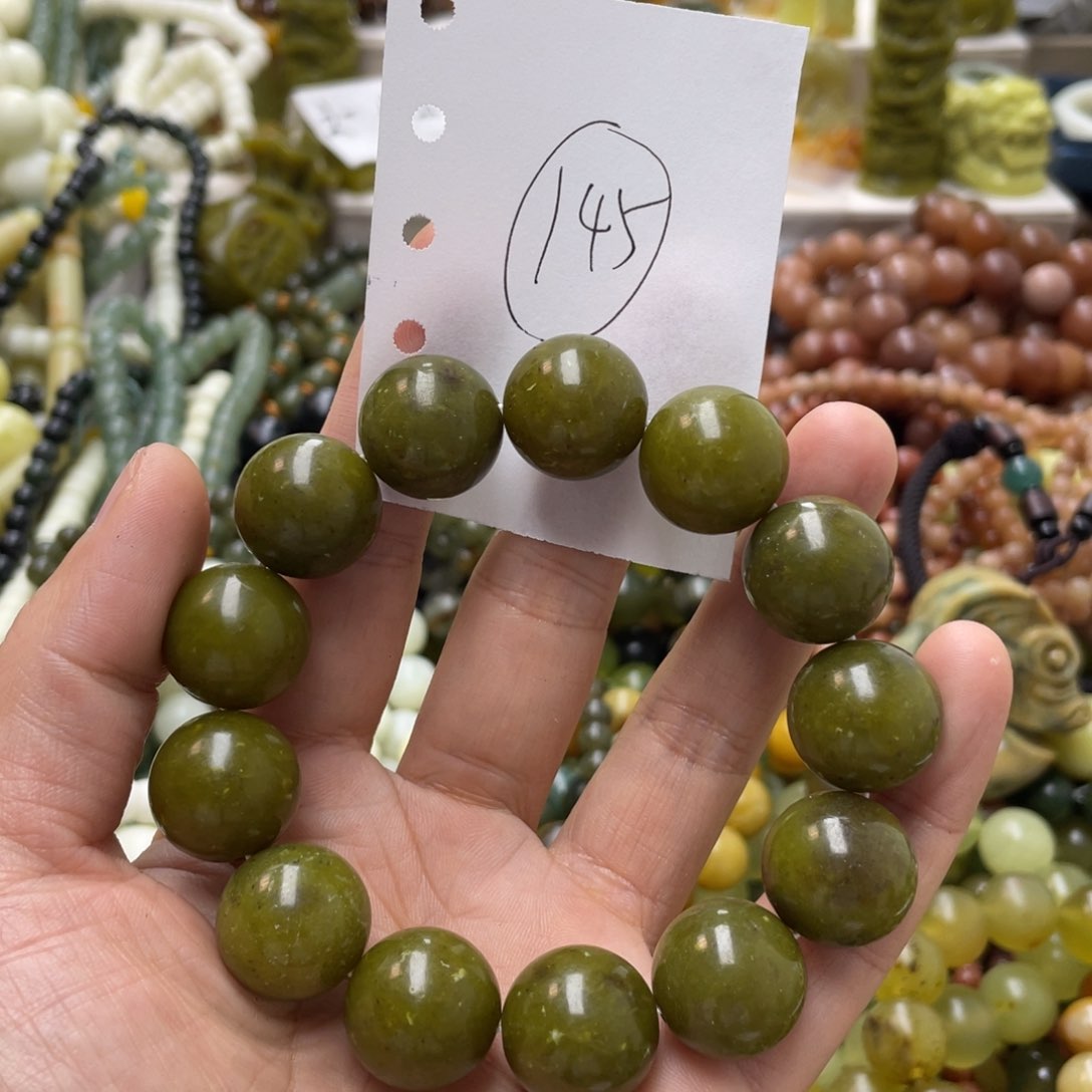 蛇纹石玉手链未镶嵌