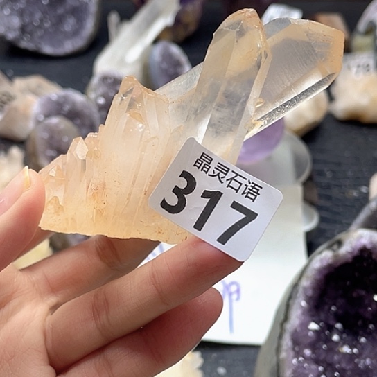 未镶嵌大型摆件（非配饰）水晶