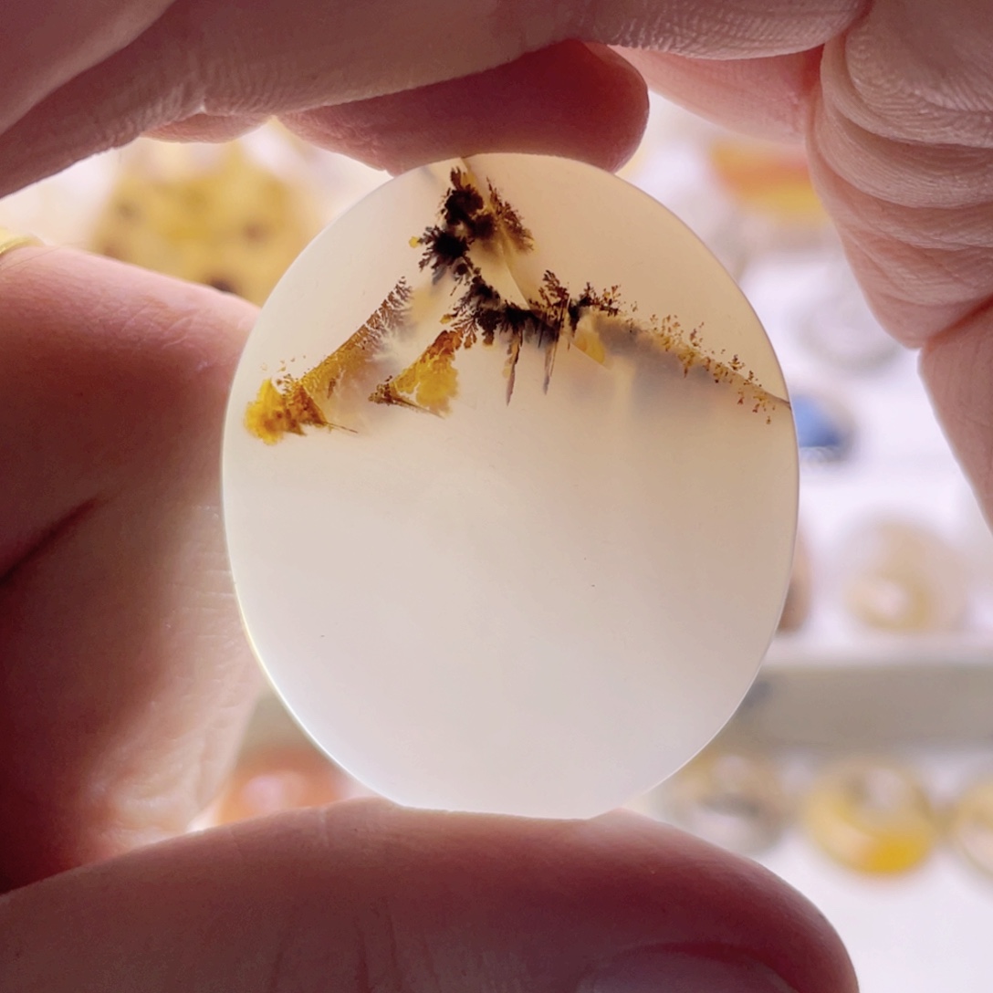 玛瑙/玉髓未镶嵌珠宝奇石