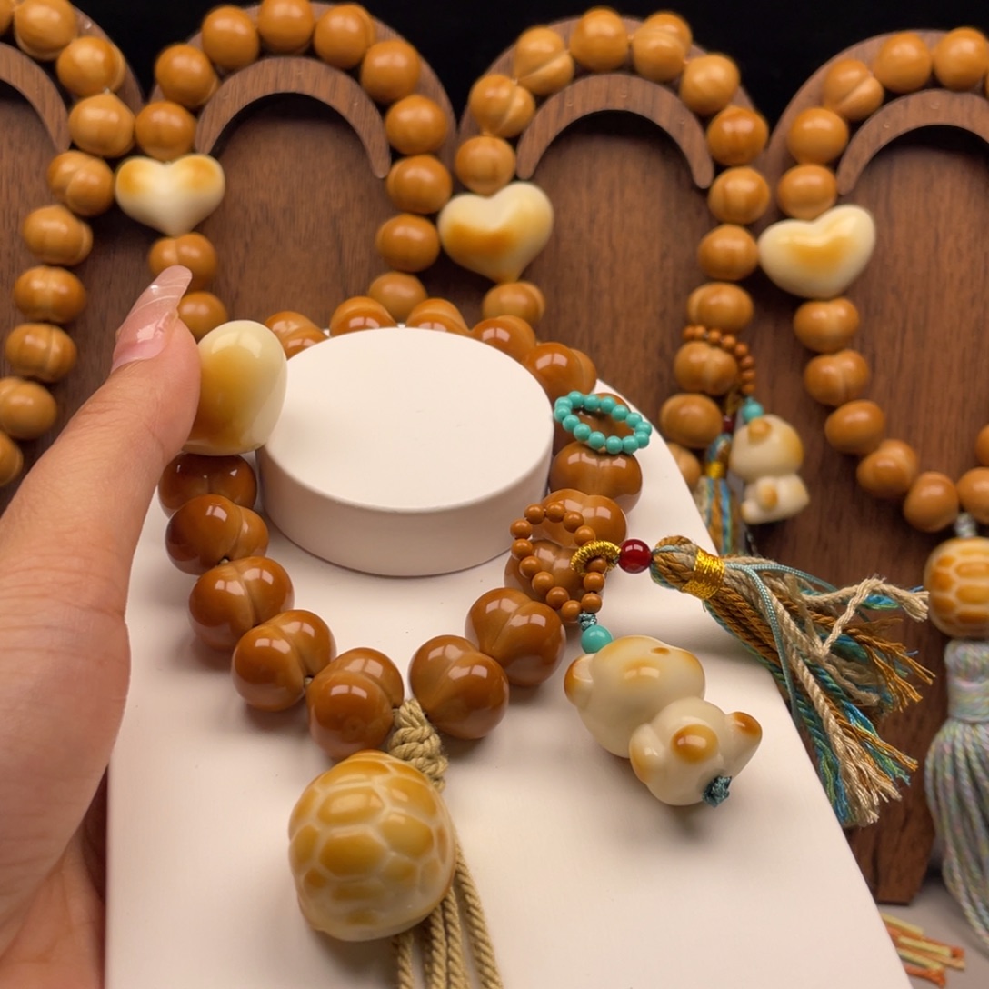 小***～猴头核桃吊坠全品无暇毕业级爱心屁桃16.1尺寸手工款