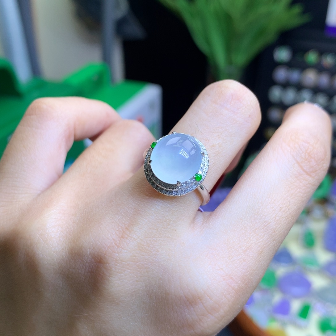 翡翠颈饰18K金镶嵌天然