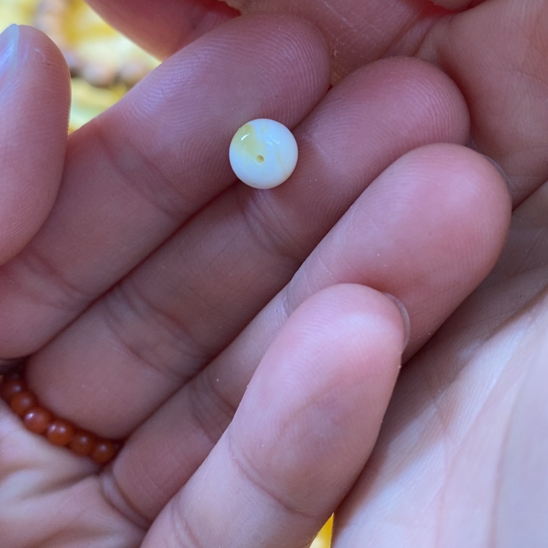 琥珀未镶嵌裸石蜜蜡配珠