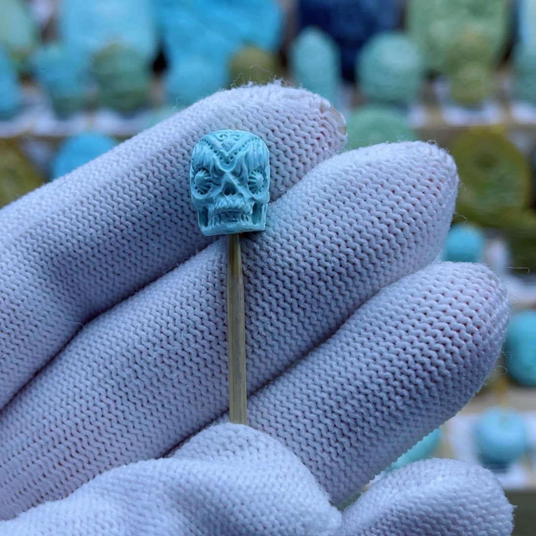 绿松石未镶嵌珠宝奇石