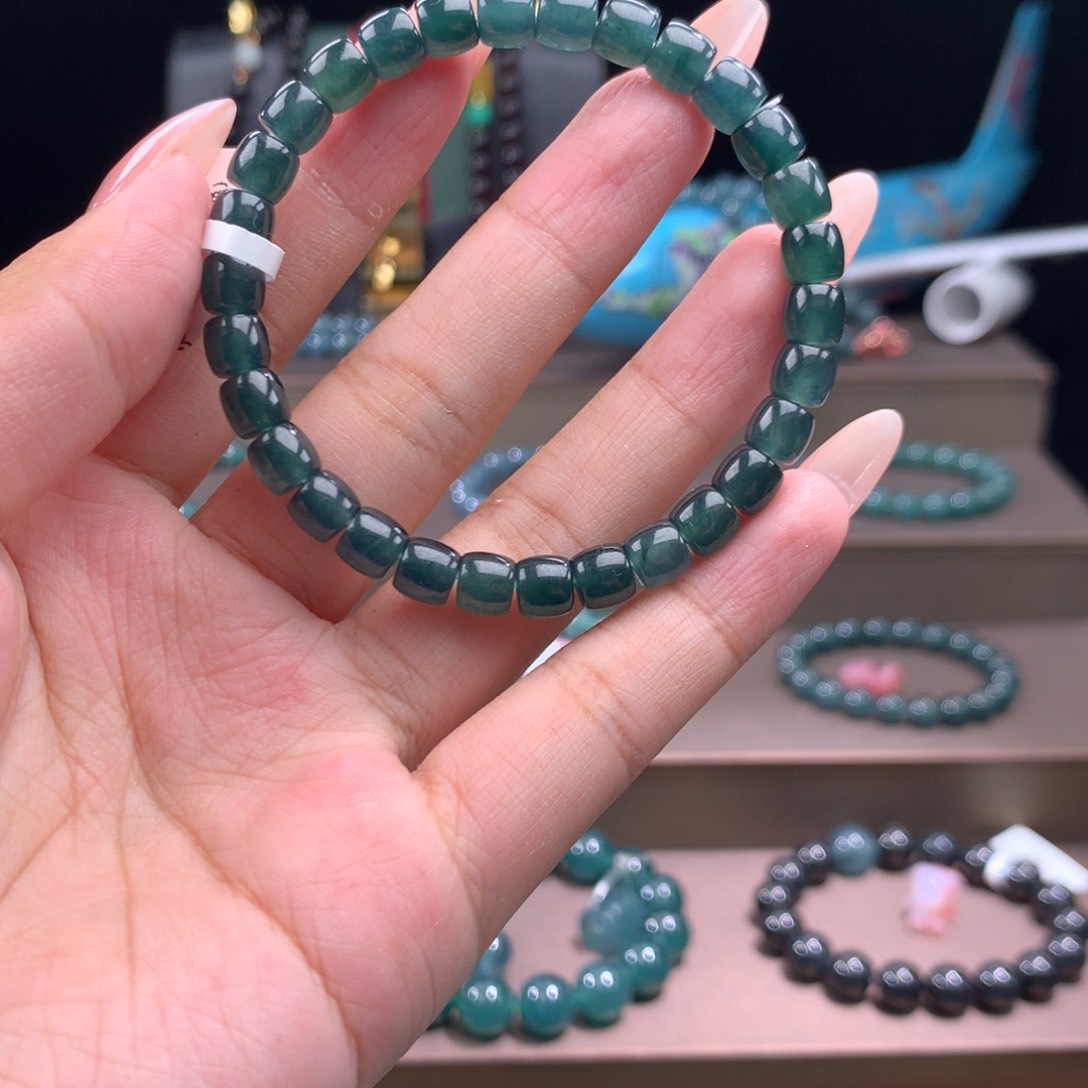 翡翠手链未镶嵌卡6.6mm手串